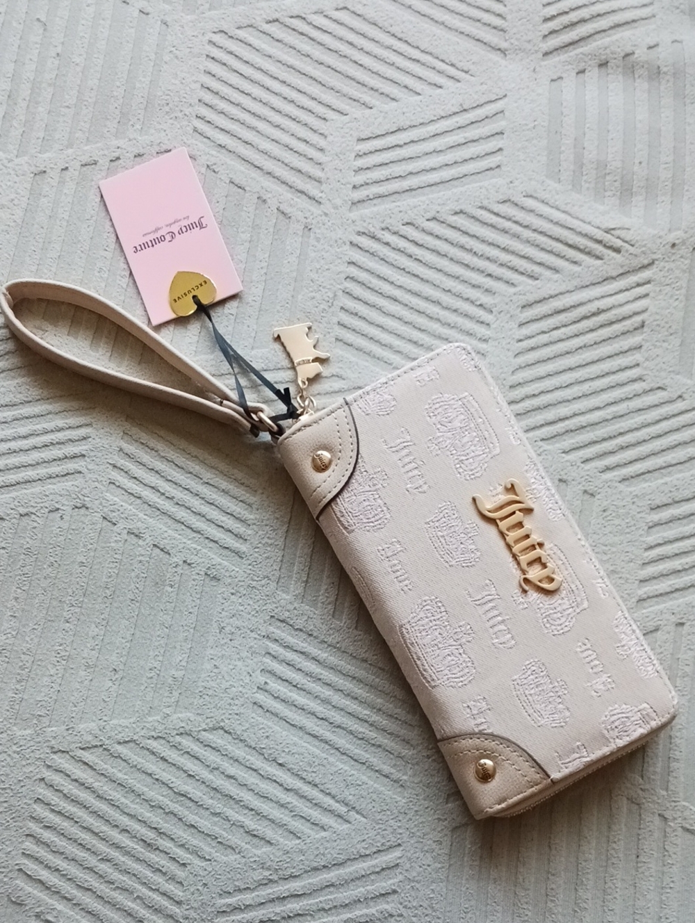 Juicy Couture Pale Pink Wristlet Clutch with Gold Logo
